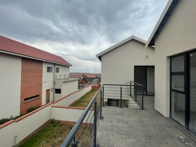 4 Bedroom Property for Sale in Wild Olive Estate Free State